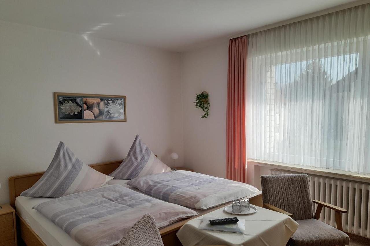 Ferienwohnung Und Gaestezimmer Iburgblick Бад-Дрібург Екстер'єр фото