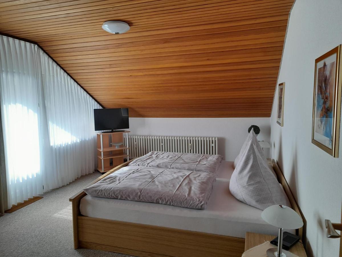Ferienwohnung Und Gaestezimmer Iburgblick Бад-Дрібург Екстер'єр фото